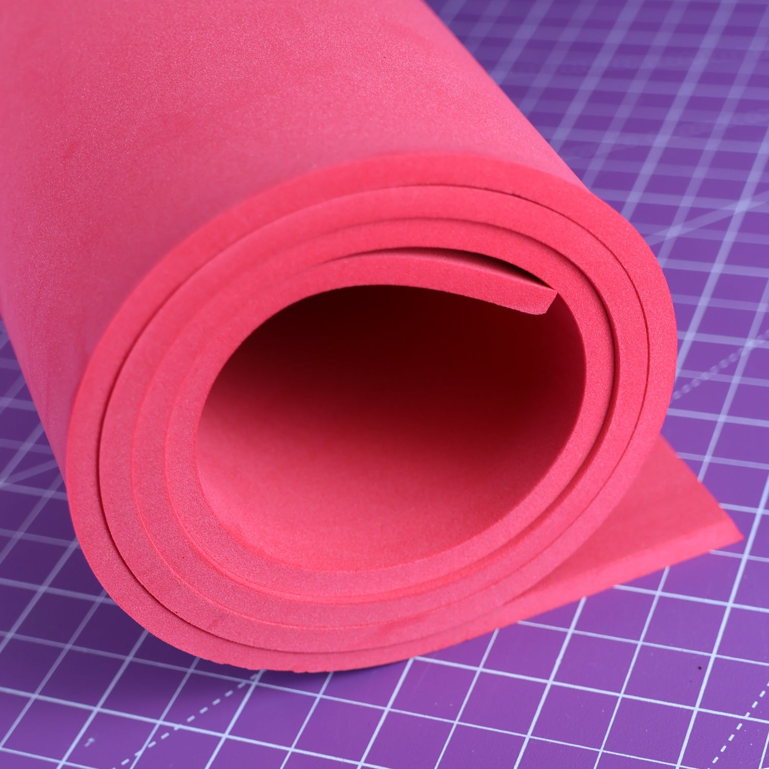EVA foam 65 kg/m3, 2 mm red - 50x50 cm