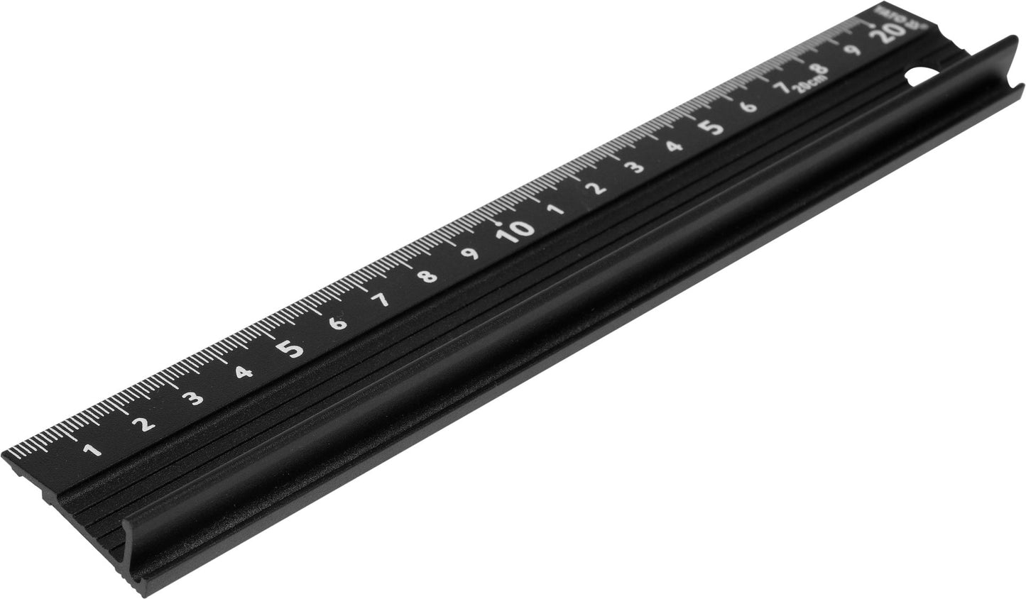 Kovové pravítko s ochranným profilem Yato - 200 mm